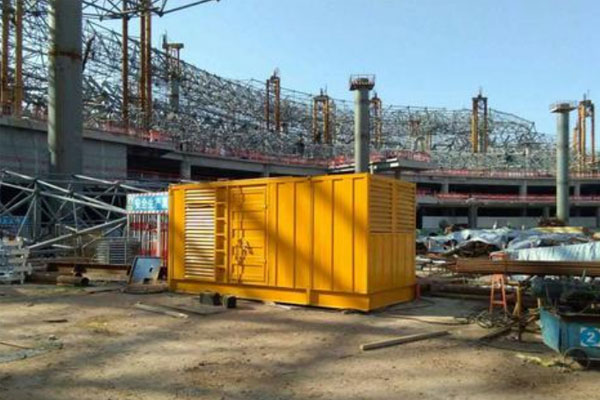 轮台发电机出租如何判断空气滤清器是否需要更换？