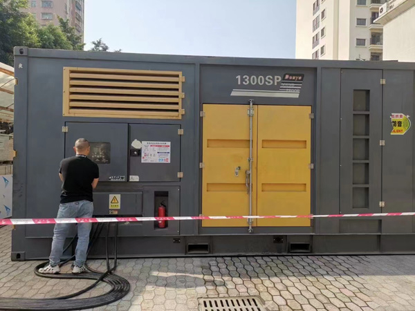轮台延长空气滤清器使用寿命的注意事项